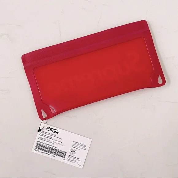 Supreme®/SealLine® Waterproof Case - Picture 4 of 7